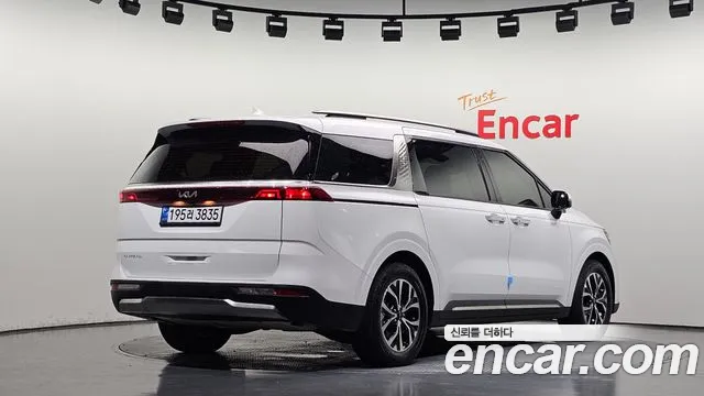 Kia Canival Carnival 4 поколение Дизель 9 мест Noblesse — Фото автомобиля 2