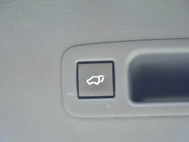 Toyota Sienna — Фото автомобиля 14