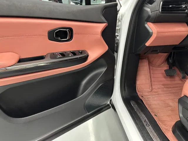 Nio EC6 — Фото автомобиля 6