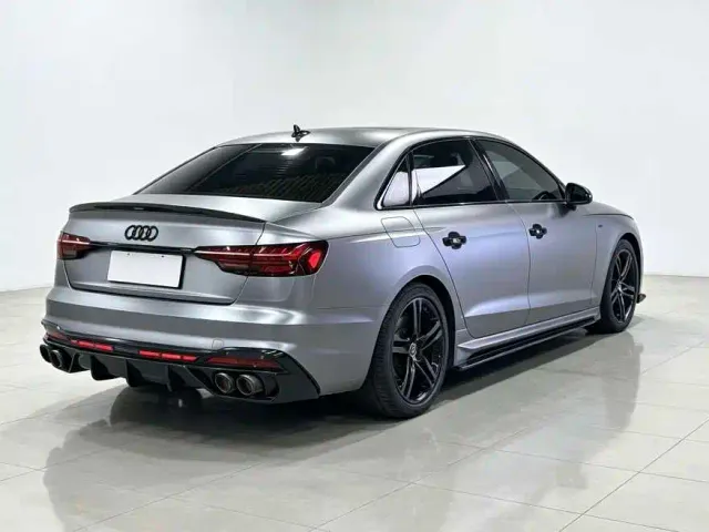 Audi A4L — Фото автомобиля 4