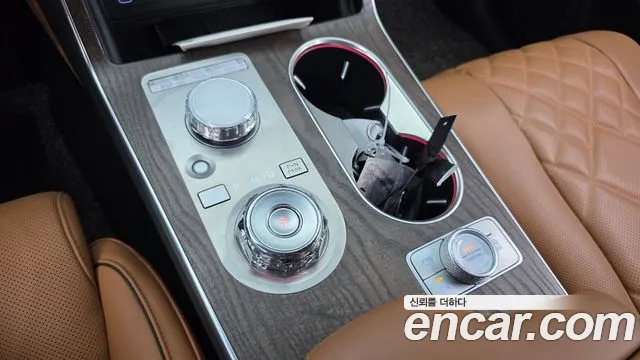 Genesis GV80 — Фото автомобиля 9