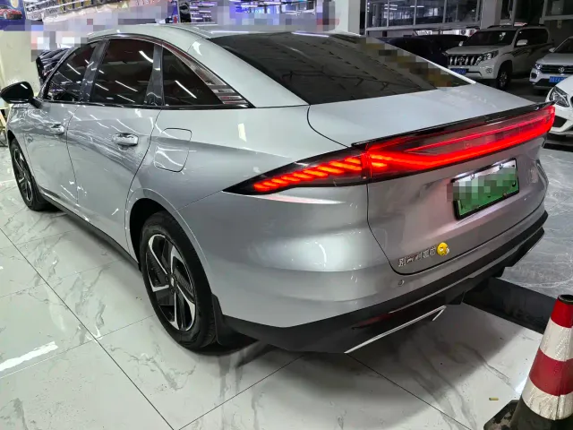Geely Galaxy L6 — Фото автомобиля 4