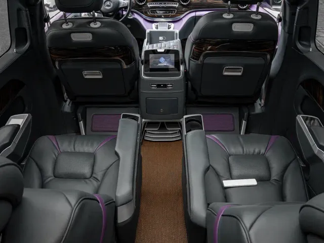 Mercedes-Benz V-Class — Фото автомобиля 16