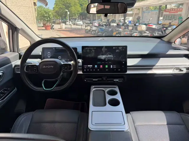 GAC Aion Y — Фото автомобиля 6