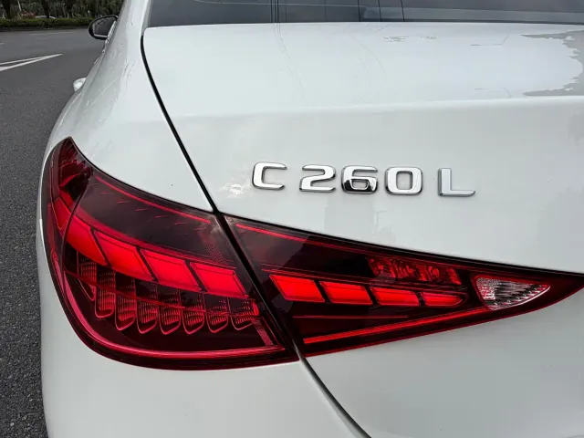 Mercedes-Benz C-Class — Фото автомобиля 22