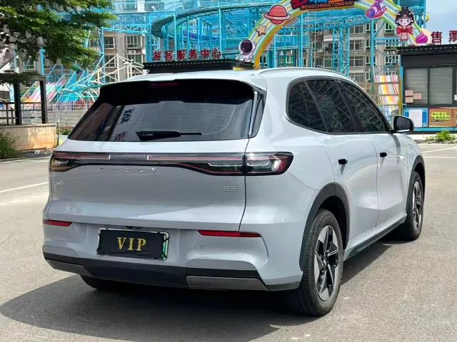 Geely Galaxy E5 — Фото автомобиля 9
