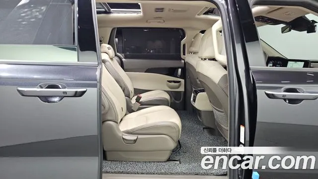 Kia Carnival 4th Gen — Фото автомобиля 11