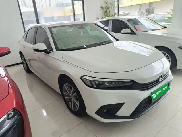 Honda Civic — Фото автомобиля 3
