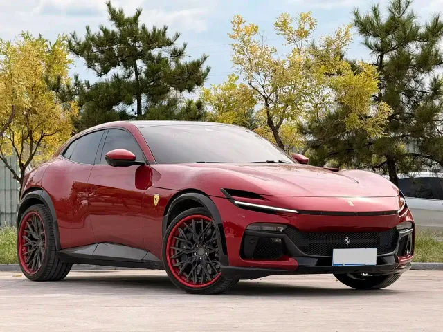 Ferrari Purosangue — Фото автомобиля 3