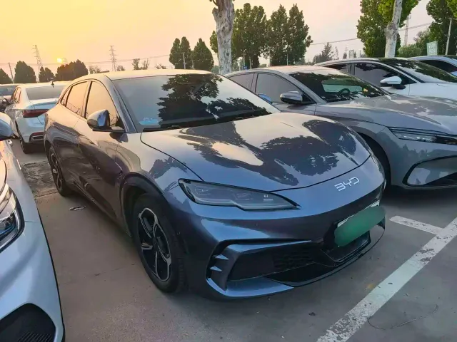 BYD Seal 06 GT — Фото автомобиля 3