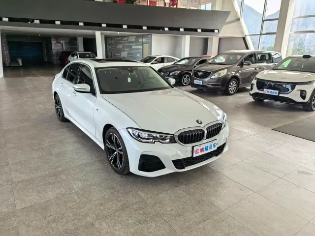 BMW 3 Series — Фото автомобиля 3