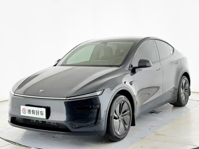 Фотография автомобиля — Tesla Model Y