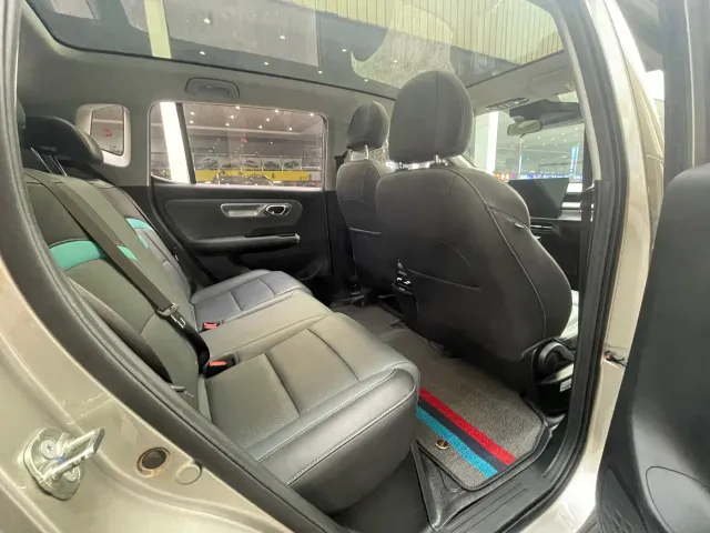 GAC Aion Y — Фото автомобиля 9