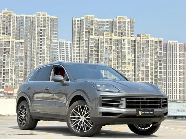 Porsche Cayenne — Фото автомобиля 3