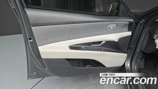 Hyundai AVANTE Avante (CN7) — Фото автомобиля 24