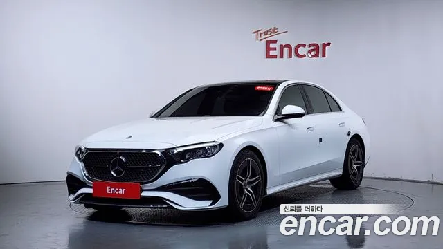 Mercedes-Benz E-Class — Фото автомобиля 8