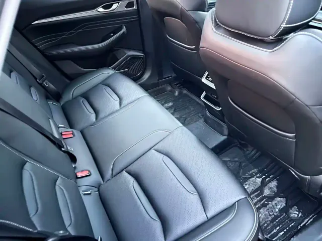 Geely Xingrui — Фото автомобиля 17