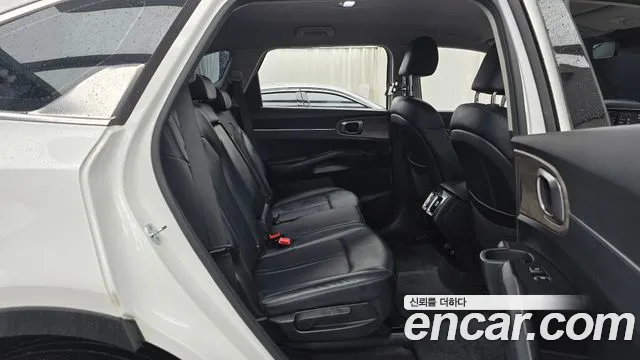 Kia Sorento Sorento 4-е поколение Бензин 2.5T 2WD — Фото автомобиля 12