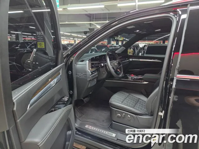 Cadillac Escalade Escalade 5 поколение — Фото автомобиля 6