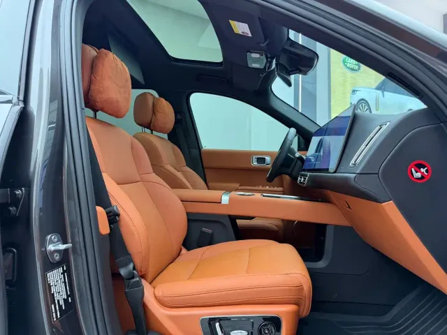 Li Auto L9 — Фото автомобиля 6