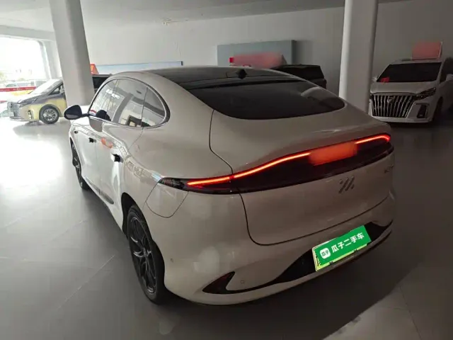 IM Motors LS6 — Фото автомобиля 4