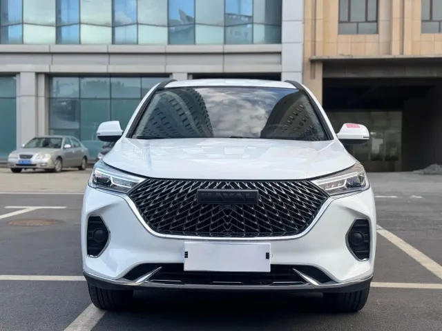 Haval M6 — Фото автомобиля 2