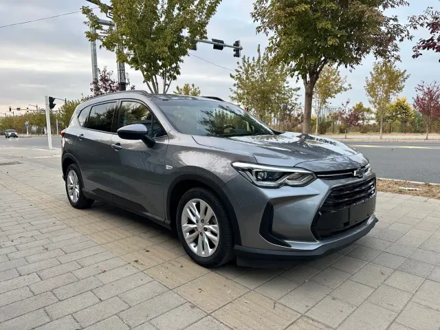 Chevrolet Orlando — Фото автомобиля 2