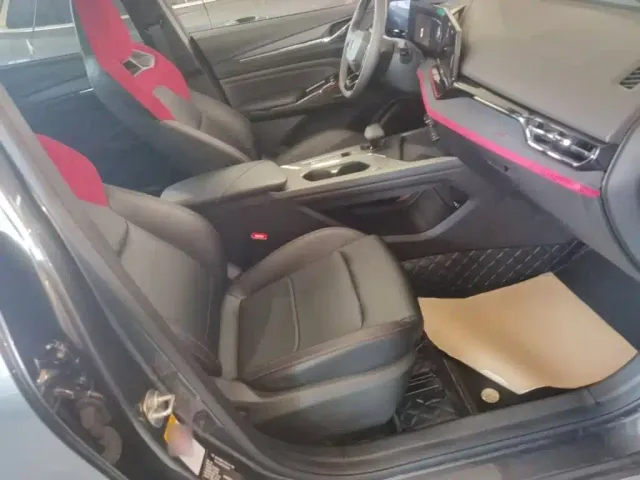 Changan X5 Plus — Фото автомобиля 24