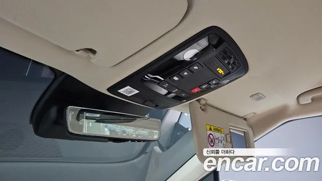 Kia Carnival Generation 4 — Фото автомобиля 26