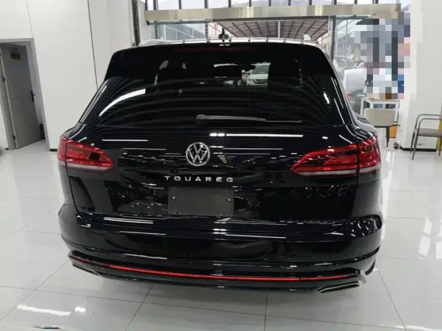 Volkswagen Touareg — Фото автомобиля 5