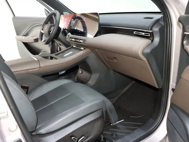 Changan CS55 Plus — Фото автомобиля 8