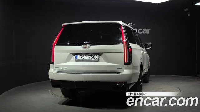 Cadillac Escalade Escalade 5 поколение — Фото автомобиля 4
