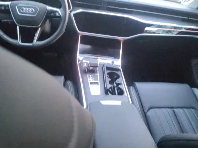 Audi A6L — Фото автомобиля 16