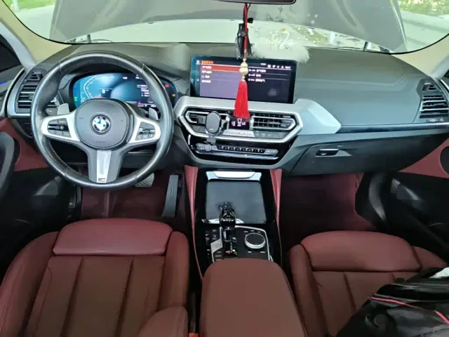 BMW X4 — Фото автомобиля 12