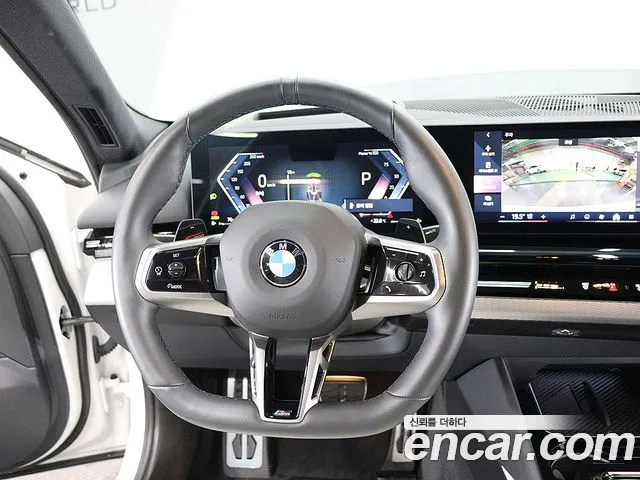 BMW 5-Series — Фото автомобиля 11