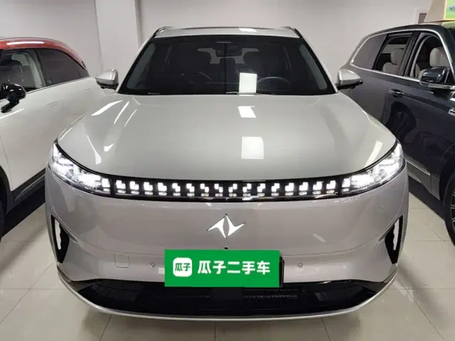 Dongfeng eπ 008 — Фото автомобиля 2