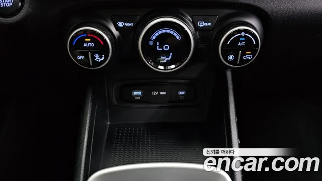 Hyundai Venue Venue 1.6 Premium — Фото автомобиля 29