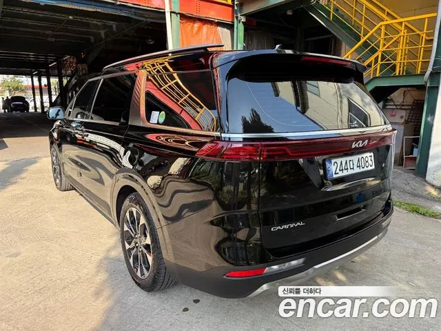 Kia Canival Carnival 4 поколение Дизель 7 мест Signature — Фото автомобиля 2