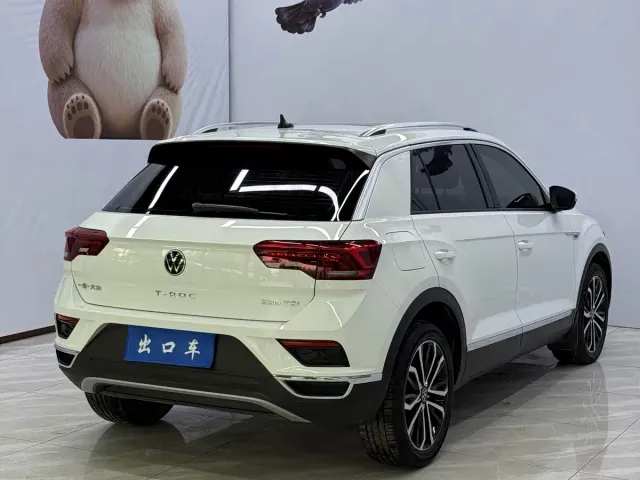 Volkswagen T-Roc — Фото автомобиля 4