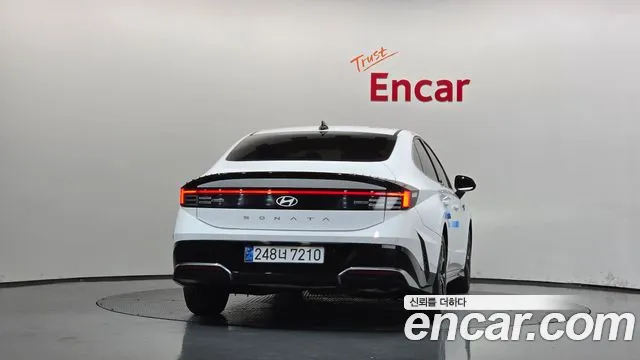 Hyundai Sonata — Фото автомобиля 4