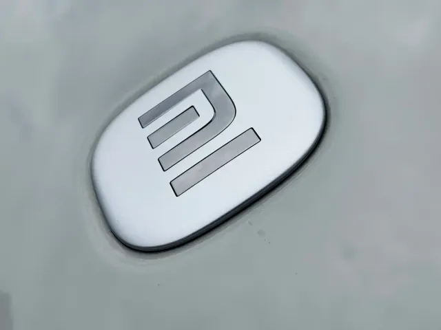 Xiaomi SU7 — Фото автомобиля 4