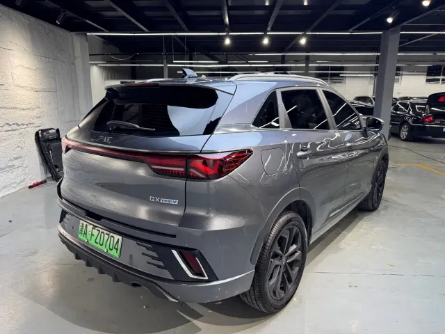 JAC Motors JAC QX PHEV — Фото автомобиля 17
