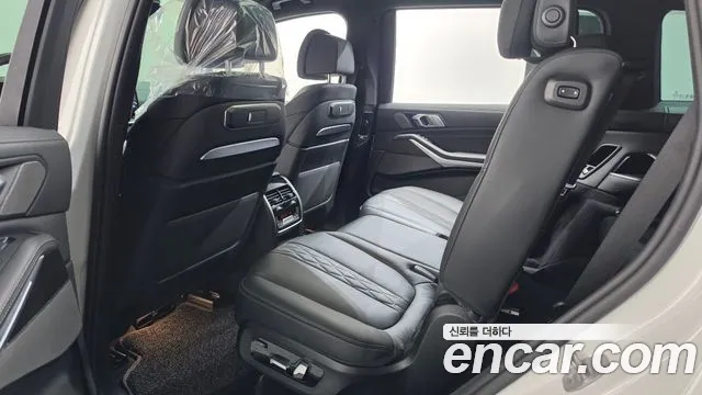 BMW X7 — Фото автомобиля 27