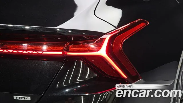 Kia K8 Hybrid — Фото автомобиля 8