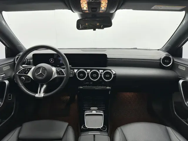 Mercedes-Benz A-Class — Фото автомобиля 7