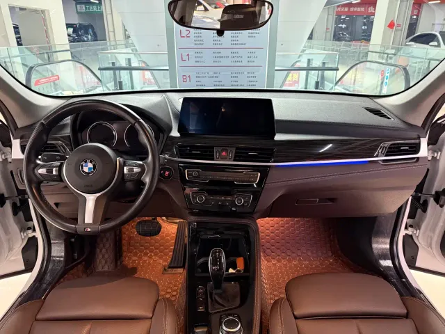 BMW X1 — Фото автомобиля 5