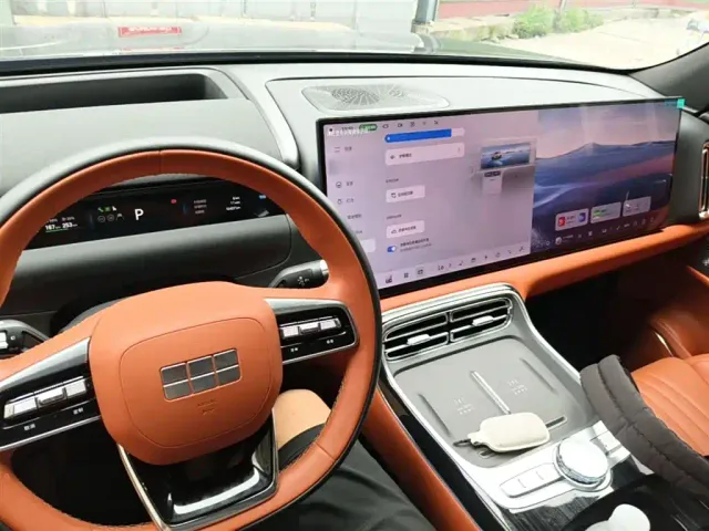 Geely Galaxy M9 — Фото автомобиля 9