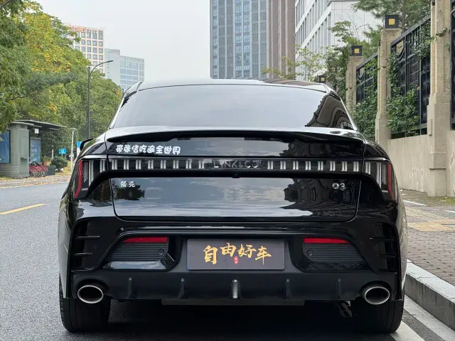 Lynk & Co 03 — Фото автомобиля 21