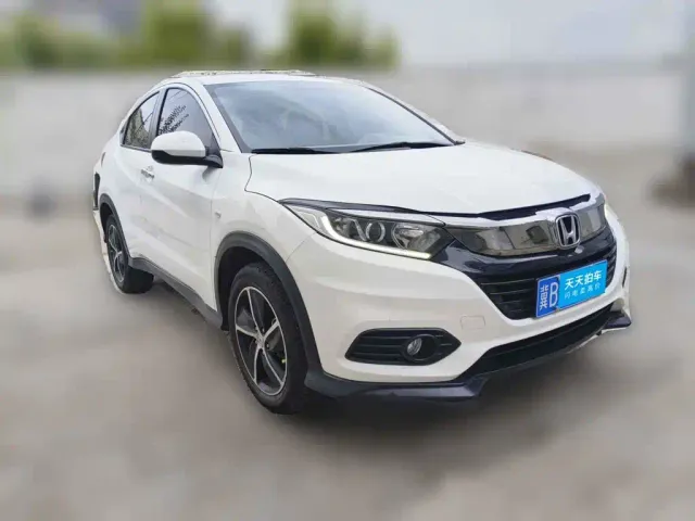 Honda Vezel — Фото автомобиля 3