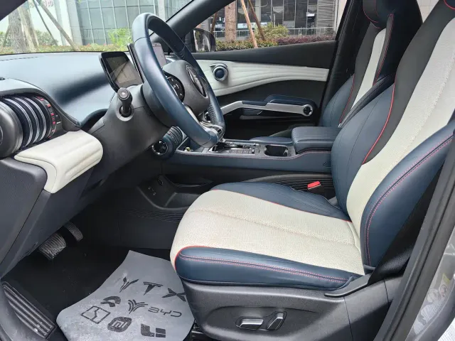 BYD Yuan PLUS — Фото автомобиля 5